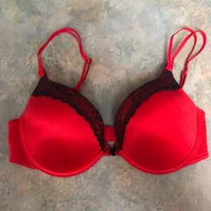 Red & black push up bra